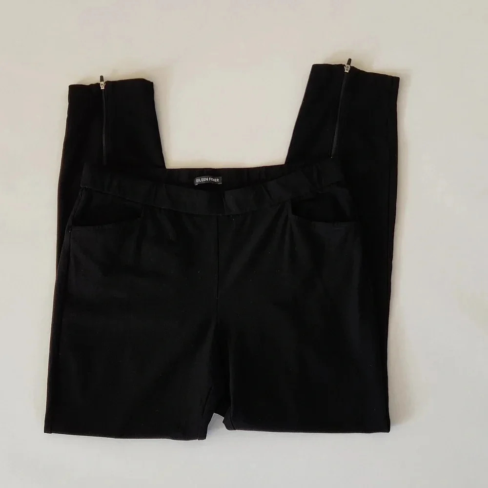 || EILEEN FISHER || black crepe pants